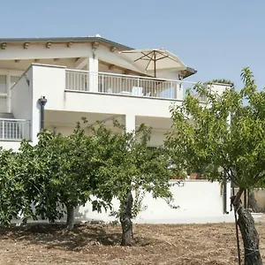 https://fedeli-house-sea.sicilyhotelsitaly.net