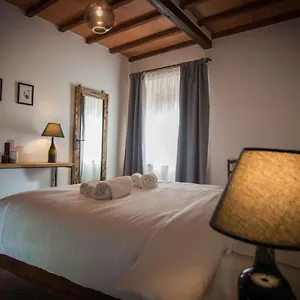 https://vino-suite.it-tuscanyhotel.com