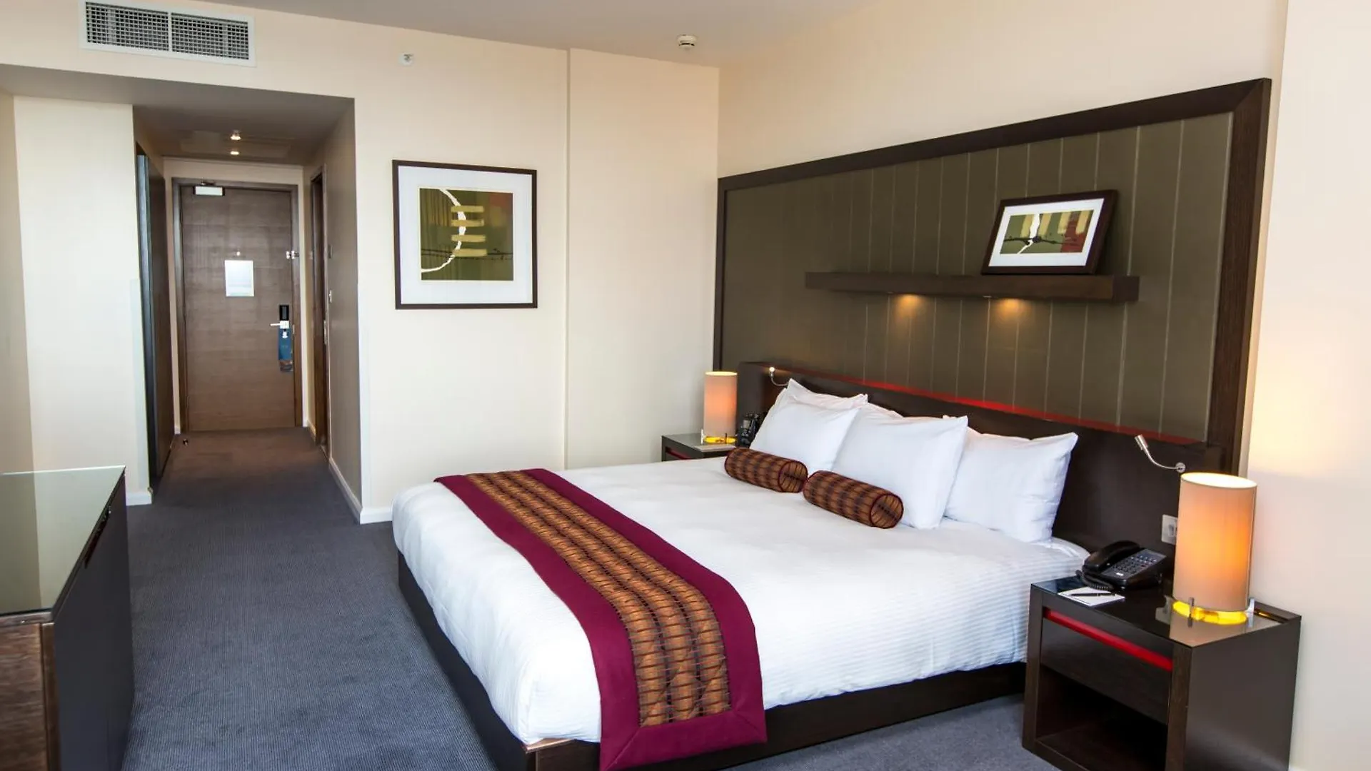 Hilton London Canary Wharf Hotel